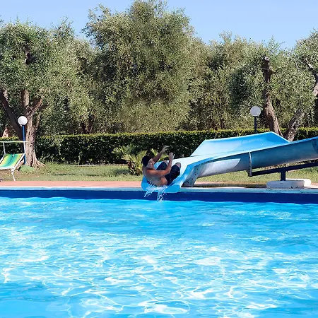 Villaggio Turistico Parco Degli Ulivi 3* Peschici